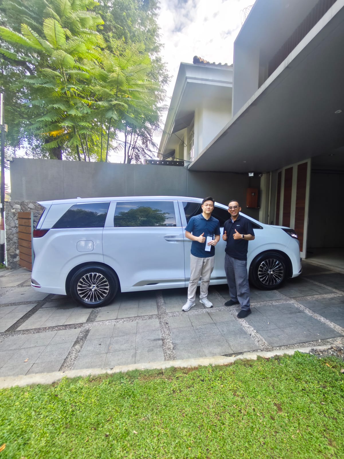 Customer BYD